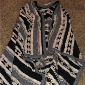 Sleeveless knit cardigan